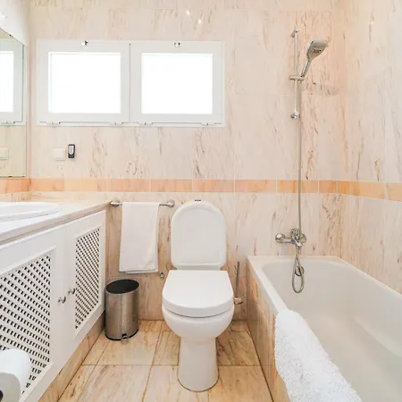 The Marble By Moje אלבור